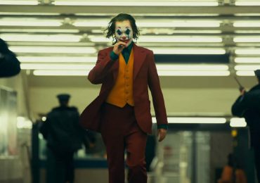 Blink-182 hace tremendo homenaje al Joker en concierto