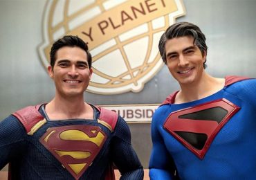 La reunión de Superman y Superman en las Tierras Infinitas