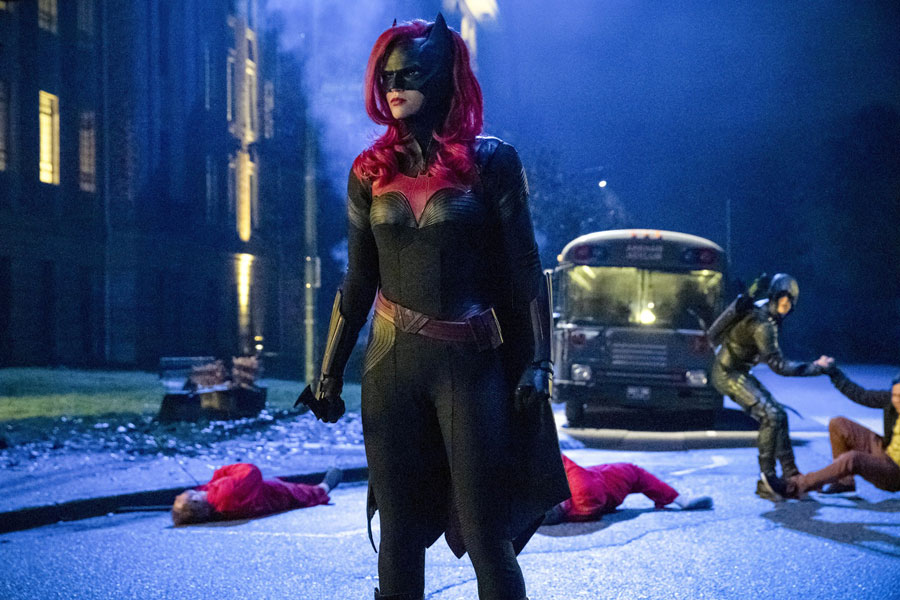Flash, Batwoman y Lucifer detienen sus producciones por el Coronavirus