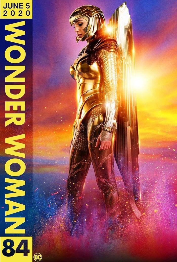 Más y más pósters de Wonder Woman 1984 con la armadura dorada