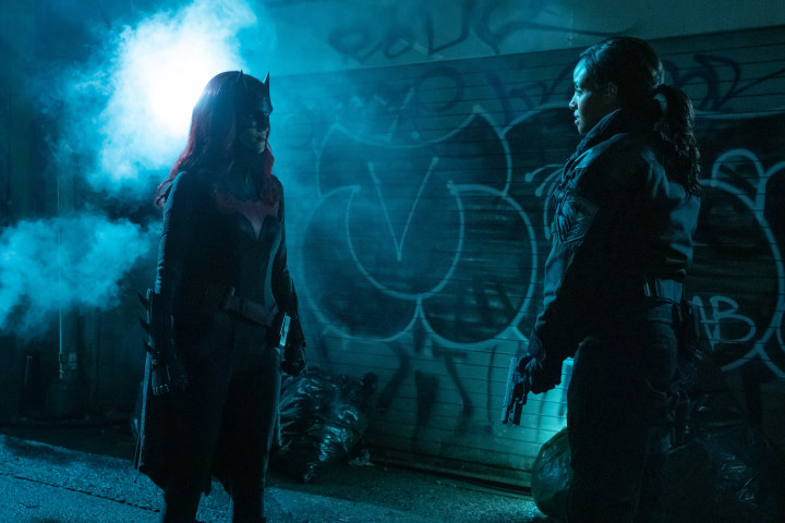 ¿Batwoman terminará su primera temporada por el Coronavirus?