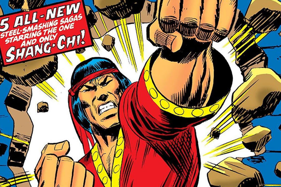 Simu Liu comprara en redes sociales a Shang-Chi con Bruce Lee