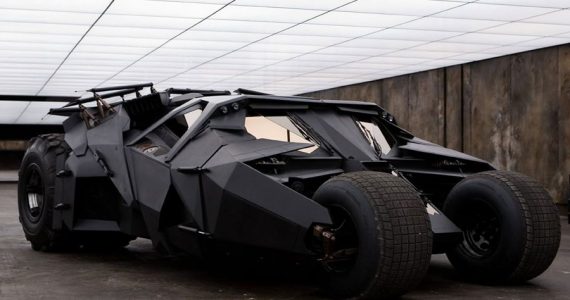 El Batimóvil de The Dark Knight Trilogy tomó su inspiración de juguetes