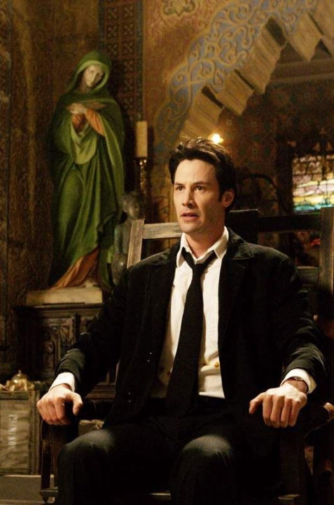 ¿En Constantine se hubiera presentado a otros héroes de DC?