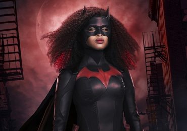 Fotos: ¡Javicia Leslie luce el nuevo traje de Batwoman!