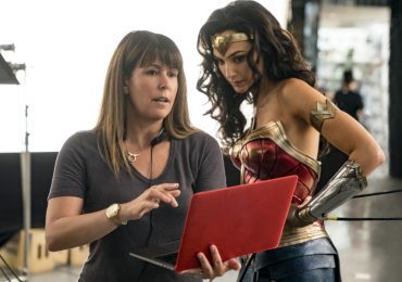 Patty Jenkins explica porqué Wonder Woman 1984 debe de llegar a los cines