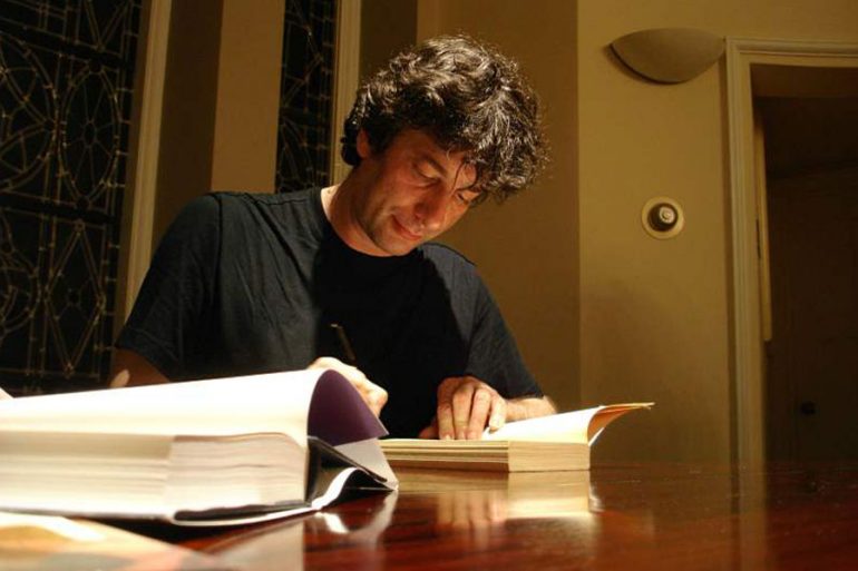 5 lecturas fundamentales escritas por Neil Gaiman