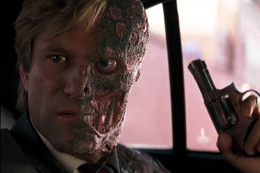 Two-Face hubiera actuado de manera diferente en The Dark Knight