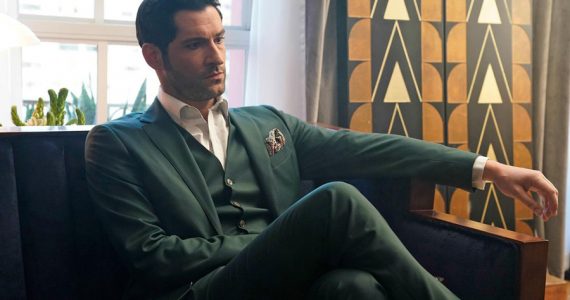 El showrunner de Lucifer comparte imagen que Neil Gaiman y Tom Ellis comentan