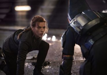 Black Widow: Natasha Romanoff y Taskmaster combaten en nuevo video
