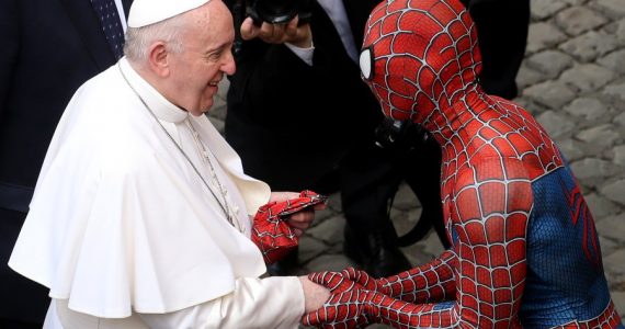 ¿Quién es el Spider-Man que visitó al Papa Francisco?