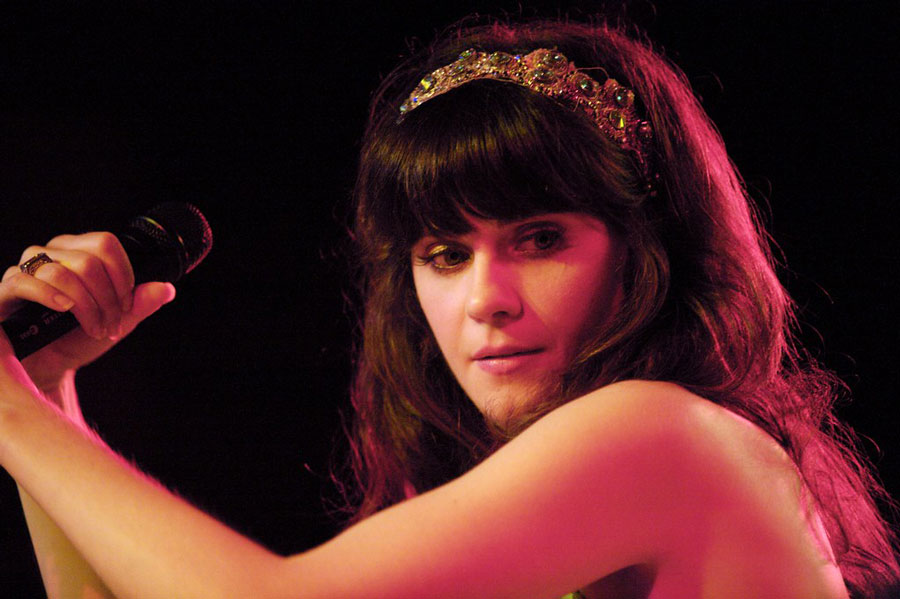 Zooey Deschanel como Wasp pudo dejar fuera de Avengers a Scarlett Johansson