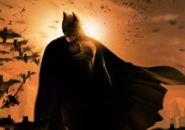 The Flash debería incluir al Batman de Christian Bale, dice Kevin Smith