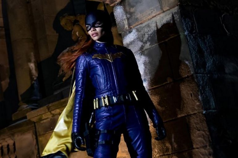 ¡Primera imagen oficial de Leslie Grace como Batgirl!