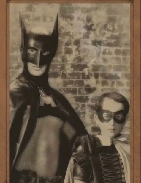 ¿Batman en 1920? Un documental recrea al murciélago en esa época (spolier: es falso)