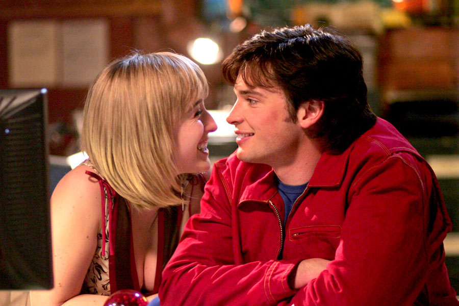 Smallville Tom Welling Talks About Allison Mack After A Long Time
