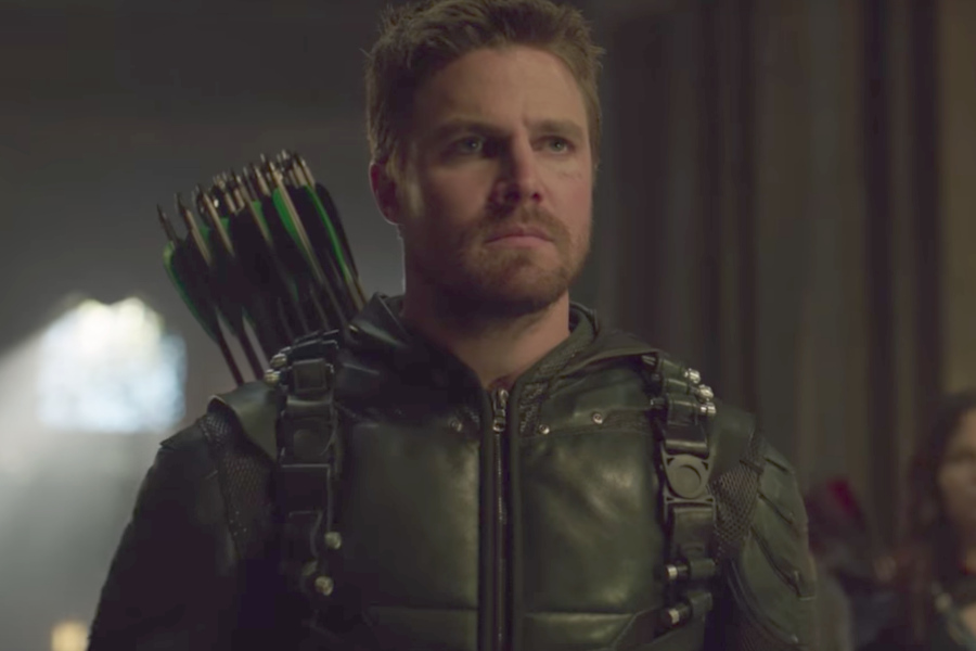 Stephen Amell reveló un easter egg del primer episodio de Arrow que casi nadie descubrió