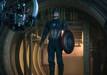 Chris Evans extraña (en parte) al Capitán América