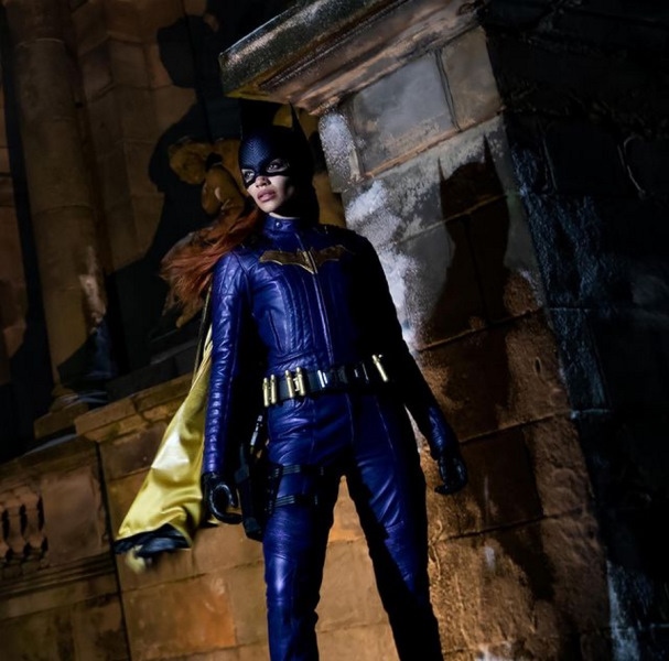 “Estamos tristes y conmocionados”, directores de Batgirl tras cancelación
