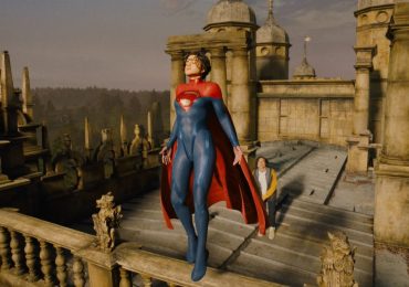 Un spot para televisión de The Flash muestra un mejor vistazo al traje de Supergirl